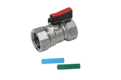 Náhled obrázku: Giacomini R690 MINI kulový kohout, vnitřní závity, PN16, 90°C, chrom 